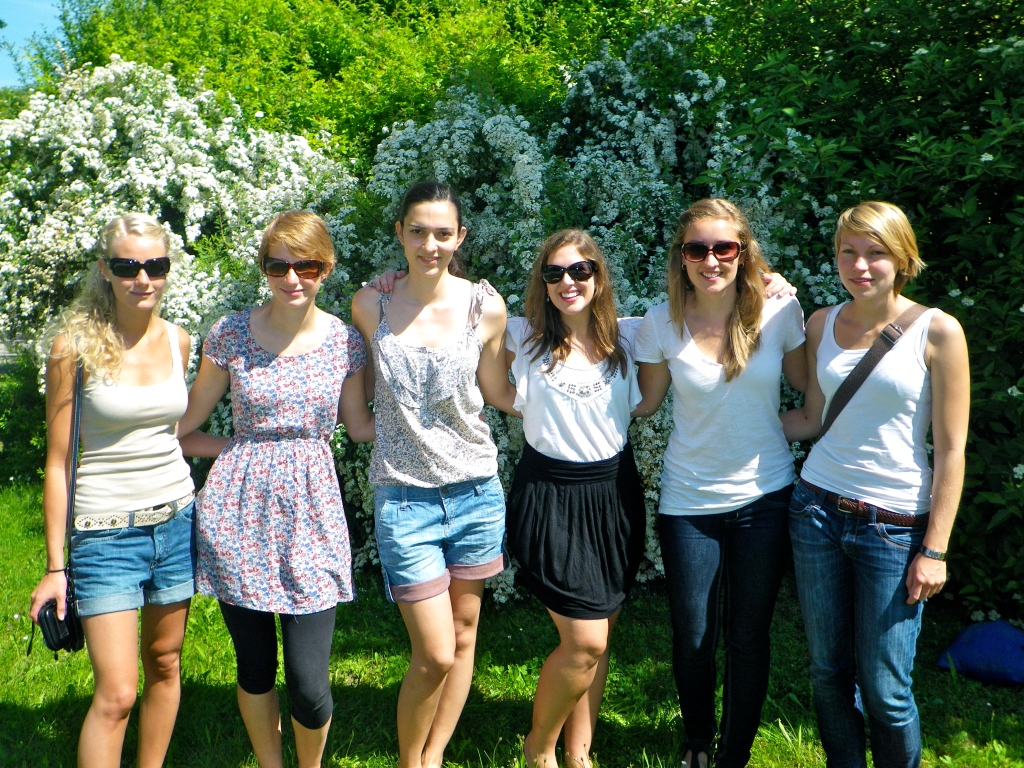Kaeri and I visiting our German Exchange Students, Sümi and Kathy, and some other friends, in Munich.
